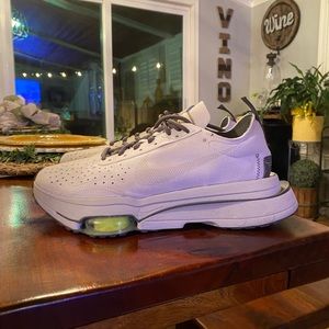 Nike Air Zoom Type SE - Summit White, Size 8.5